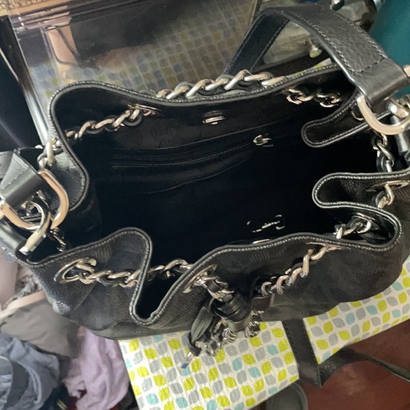 Michael Kors Frankie Bucket Bag - Picture 3 of 8